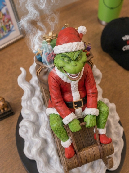 (PRE-ORDERS) GRUMP MIST™ GRINCH SLEIGH HUMIDIFER